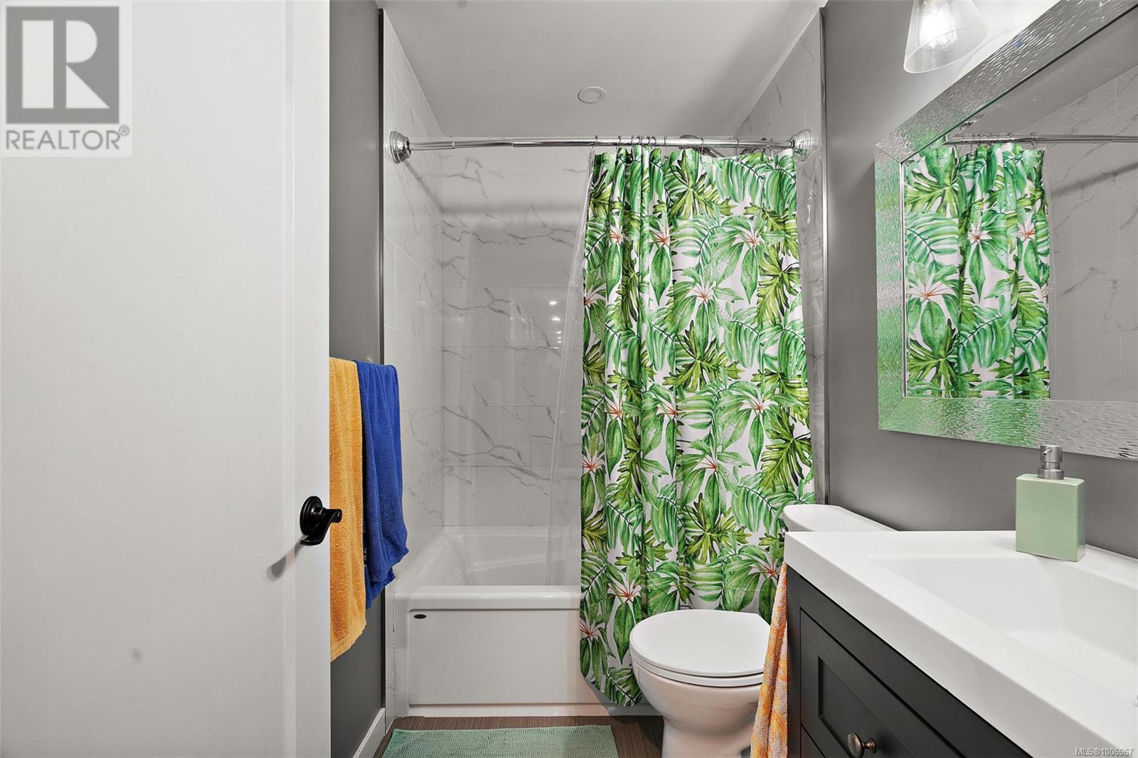 SOOKE, British Columbia, V9Z 0P8, CA, 5 Bedrooms Bedrooms, ,3 BathroomsBathrooms,Residential,For Sale,1889953