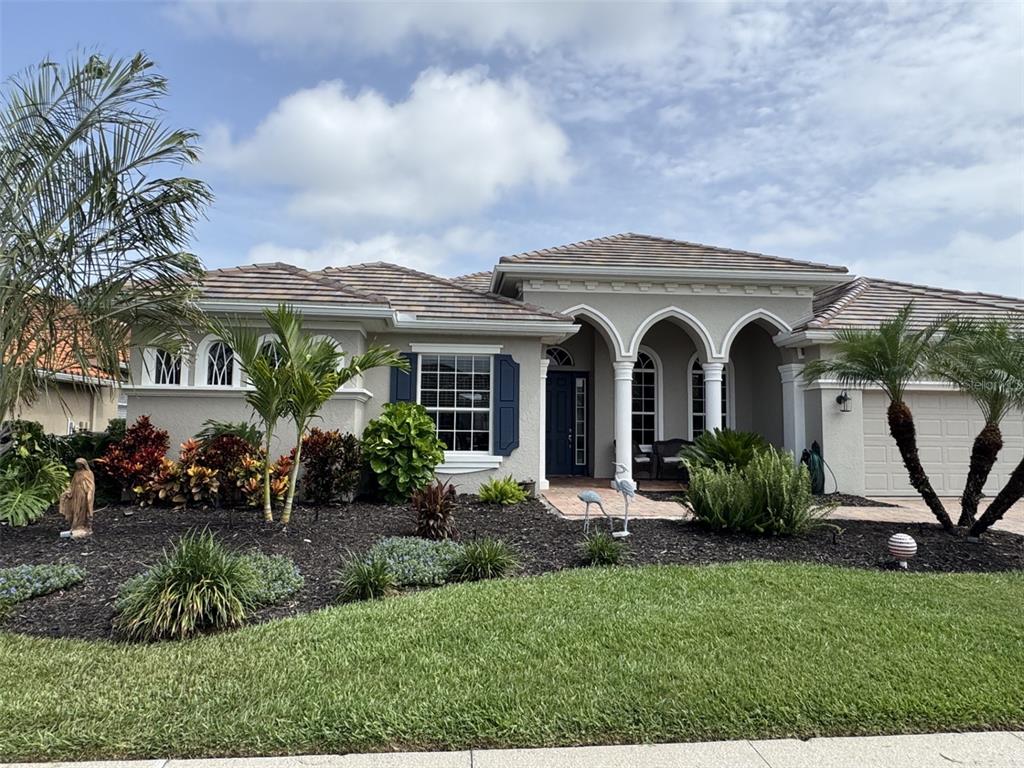 Bradenton, Florida, 34212, United States, 4 Bedrooms Bedrooms, ,3 BathroomsBathrooms,Residential,For Sale,1848553