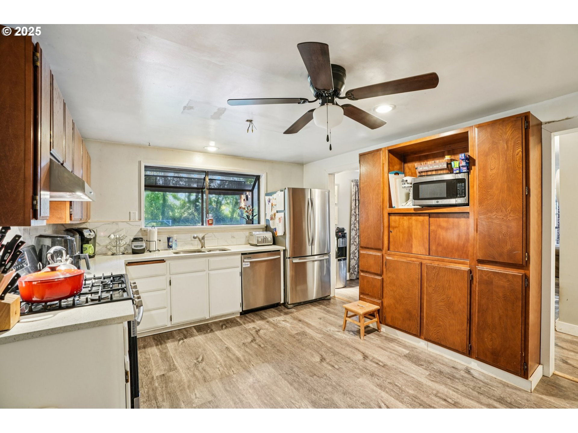 Ridgefield, Washington, 98642, United States, 3 Bedrooms Bedrooms, ,1 BathroomBathrooms,Residential,For Sale,1975959