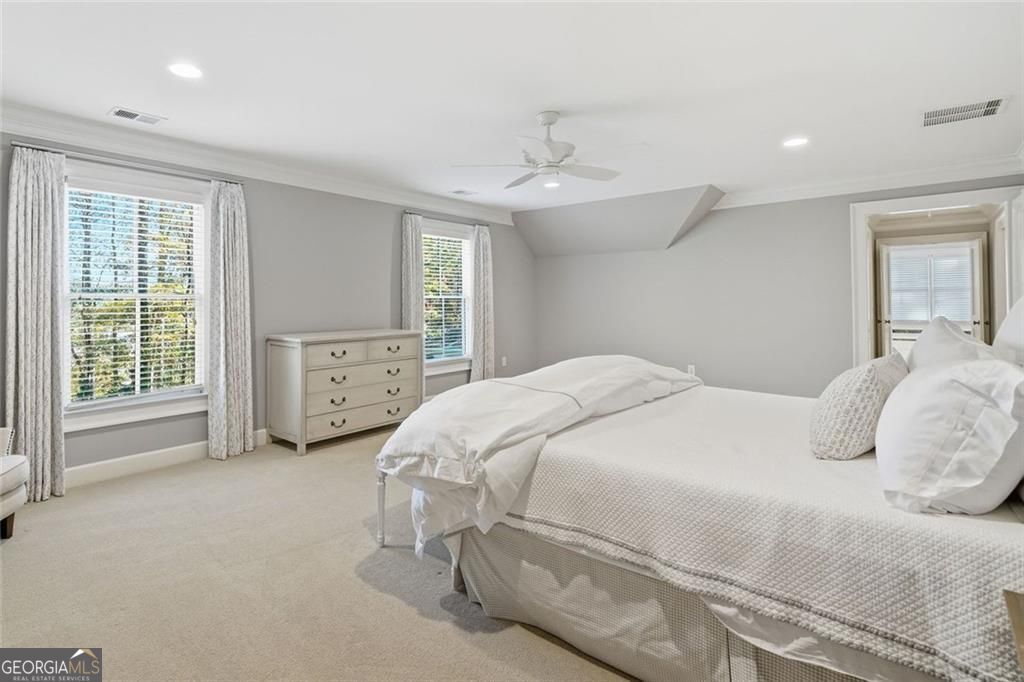 Kennesaw, Georgia, 30152, United States, 5 Bedrooms Bedrooms, ,3 BathroomsBathrooms,Residential,For Sale,1988783