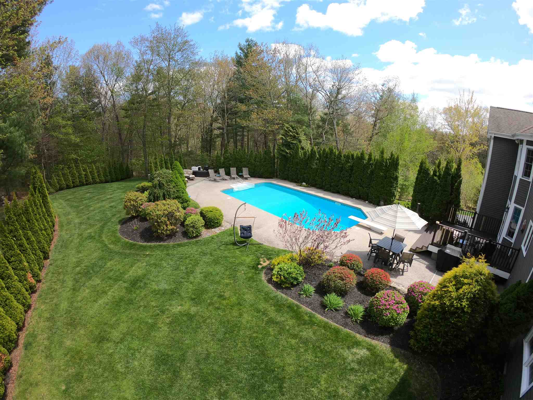 Windham, New Hampshire, 03087, United States, 4 Bedrooms Bedrooms, ,3 BathroomsBathrooms,Residential,For Sale,1921691