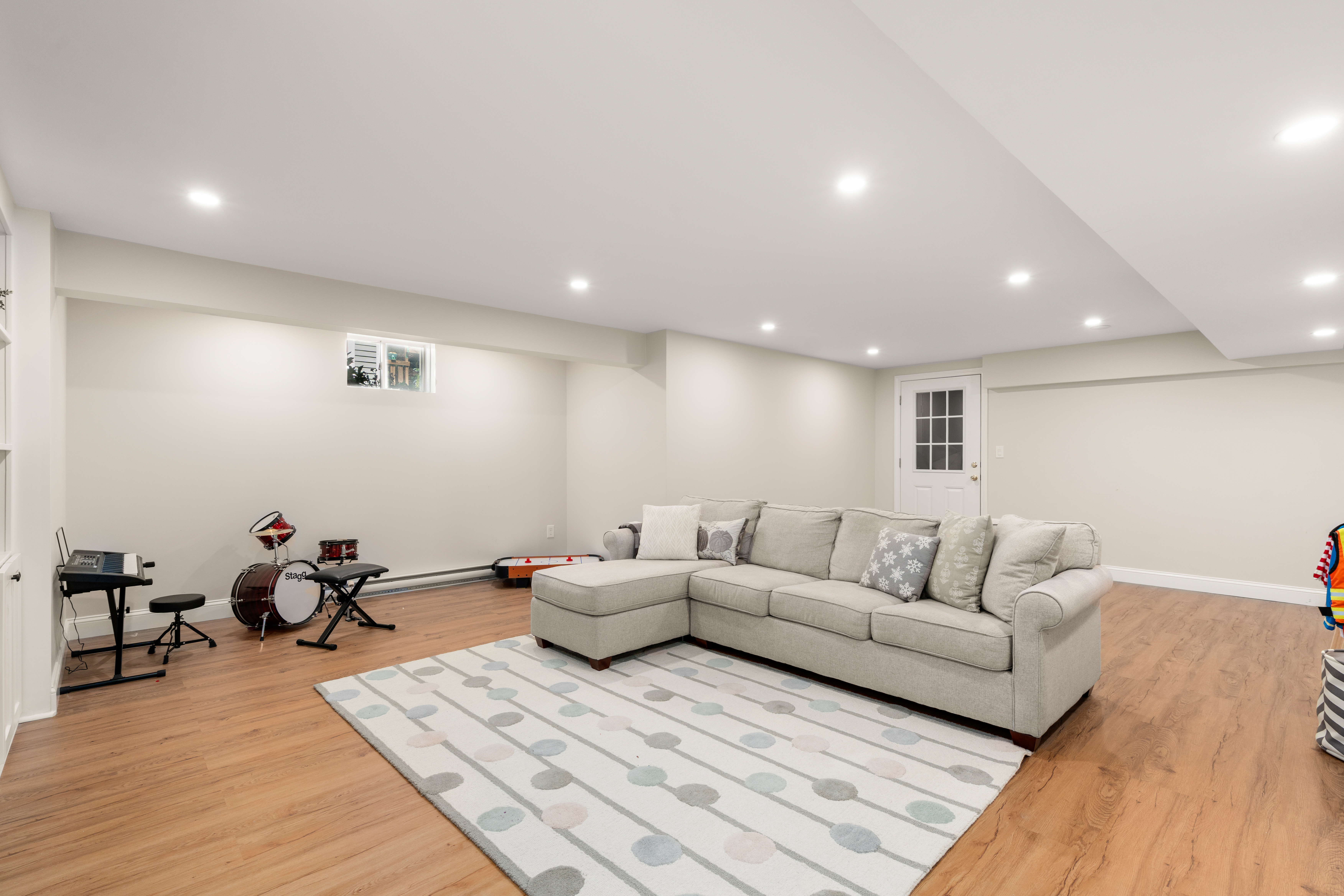  19 Mayo Avenue, Needham, MA, 02492 - 物件實景