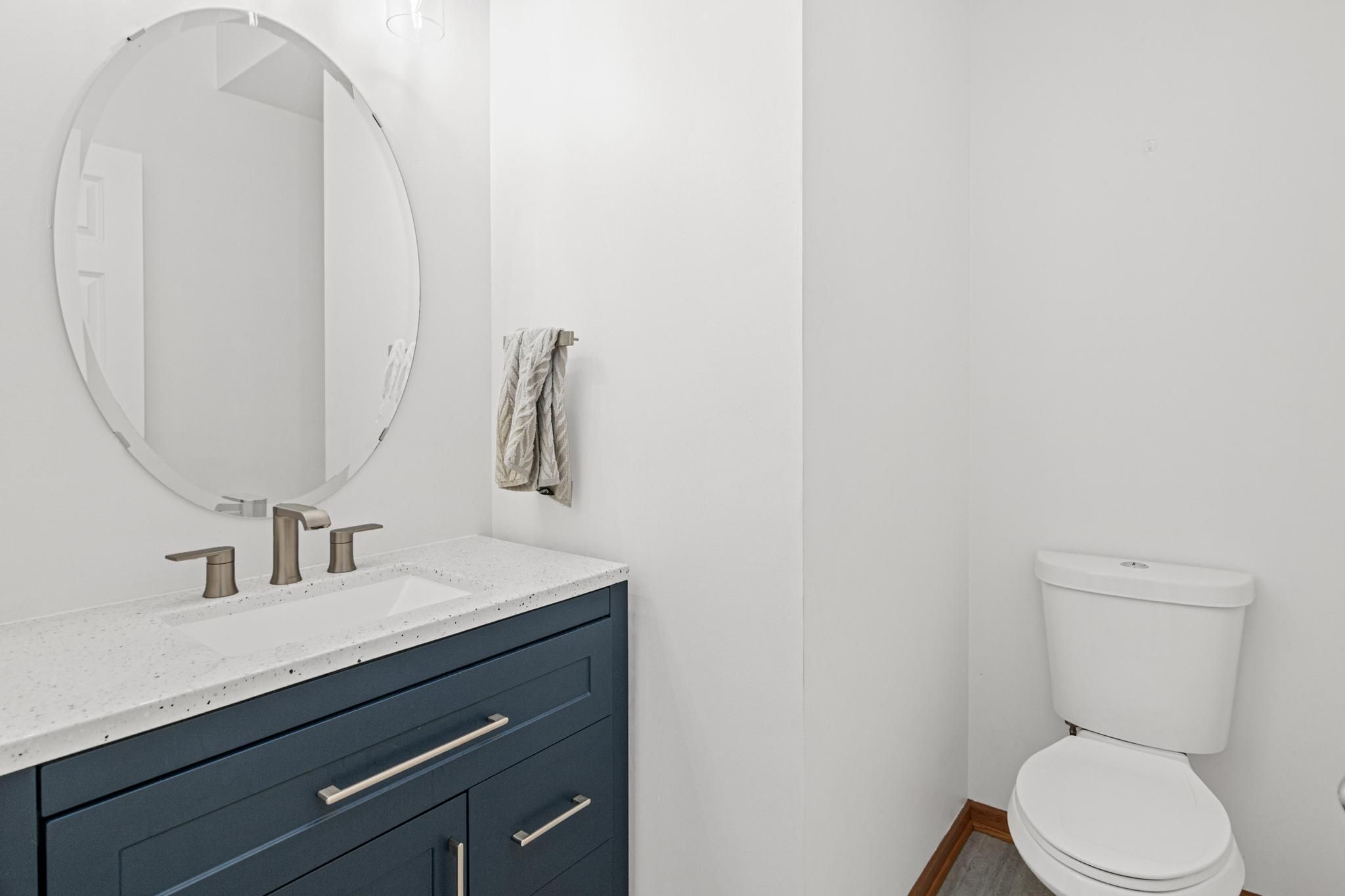  Beautifully Updated Living Near Downtown Robbinsdale - 物件實景