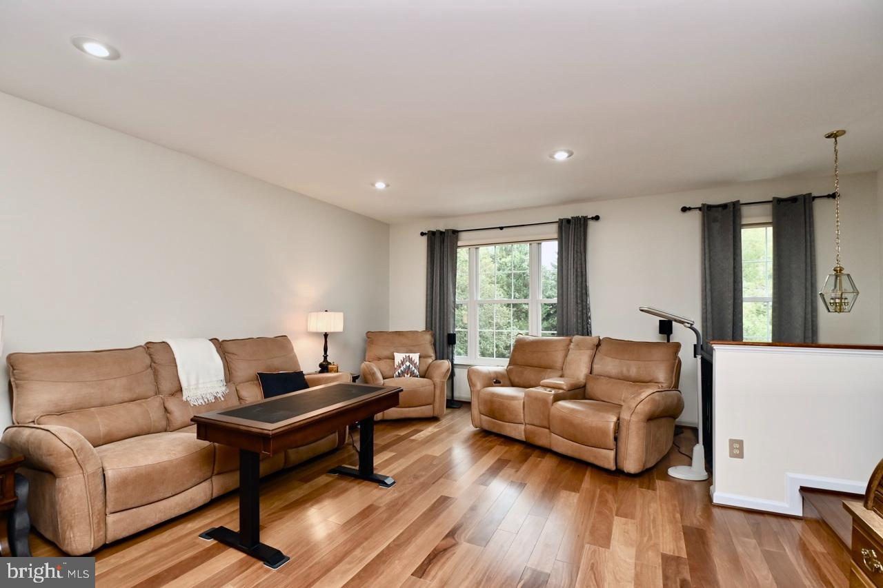 Alexandria, Virginia, 22315, United States, ,Residential,For Sale,1984525