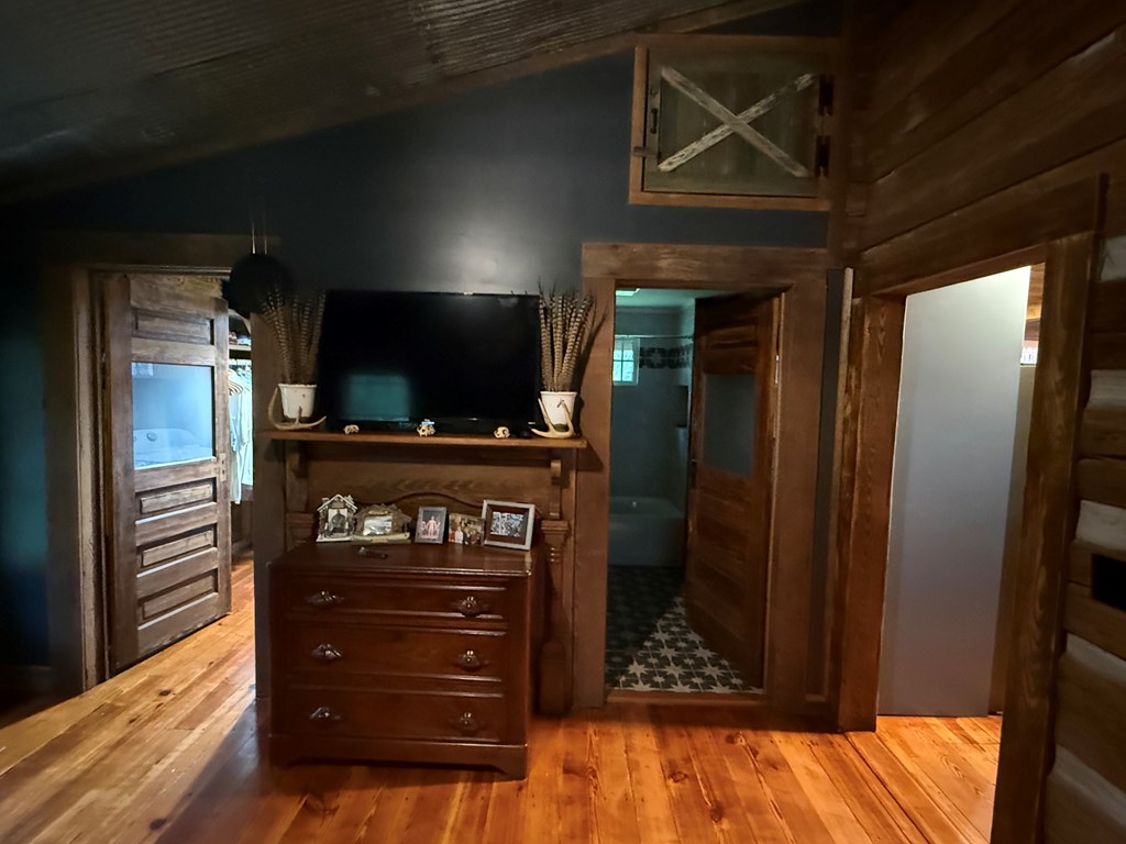 Americus, Georgia, 31719, United States, 2 Bedrooms Bedrooms, ,1 BathroomBathrooms,Residential,For Sale,1922785