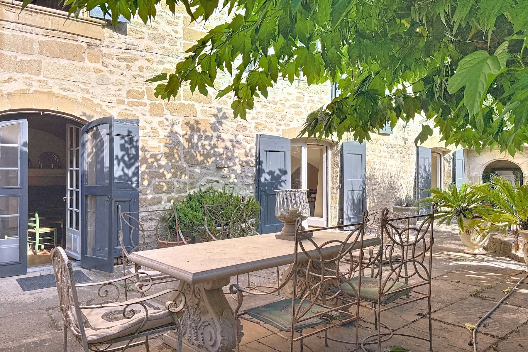  Exclusive Uzès – Charming stone house with garden and guest accommodation - 物件實景
