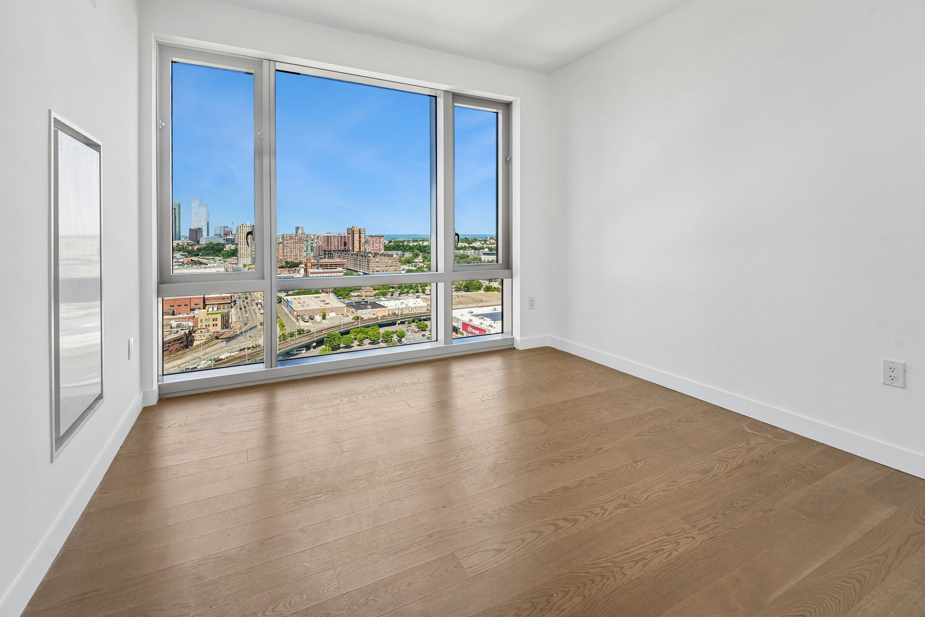  75 Park Lane South, Jc, Downtown, NJ, 07310 - 物件實景