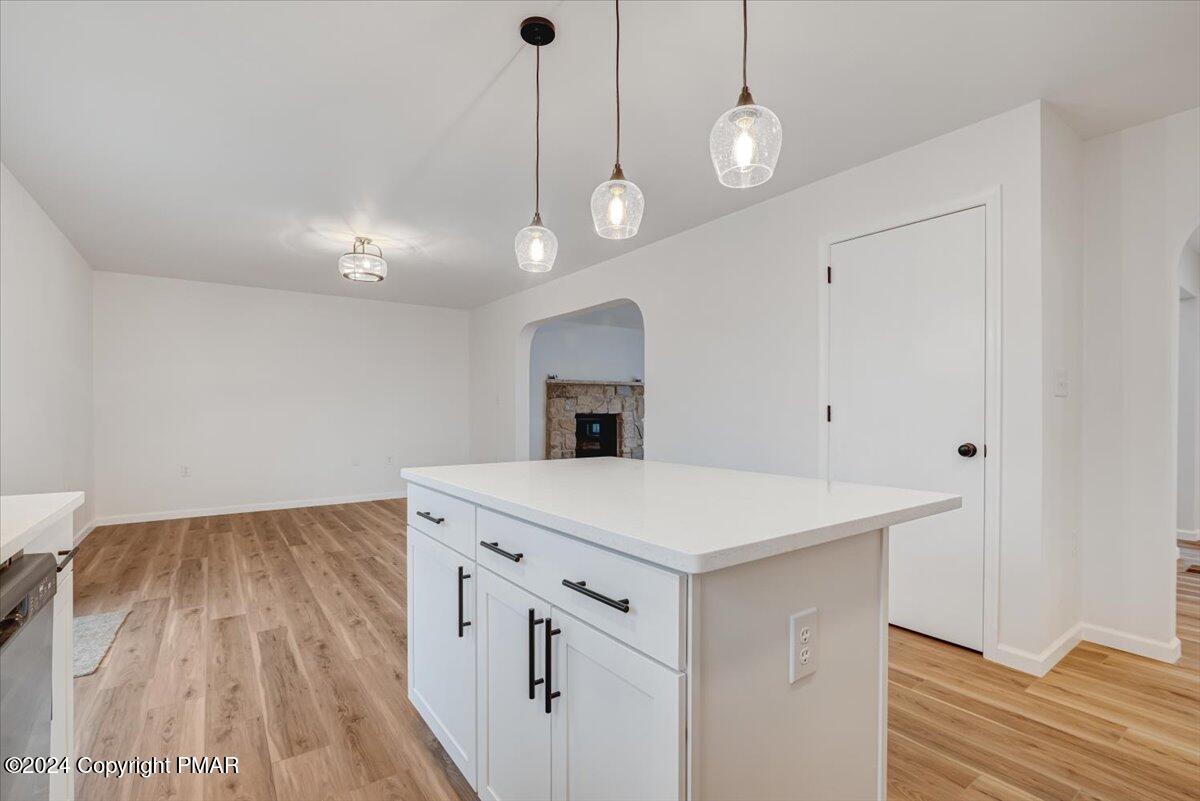 Stroudsburg, Pennsylvania, 18360, United States, 4 Bedrooms Bedrooms, ,3 BathroomsBathrooms,Residential,For Sale,1858259
