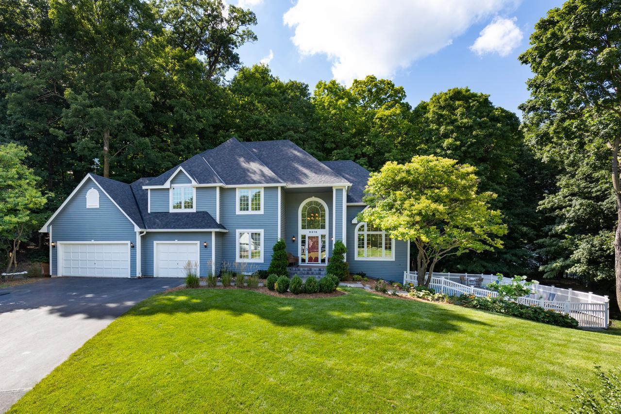 Chanhassen, Minnesota, 55317, United States, 5 Bedrooms Bedrooms, ,3 BathroomsBathrooms,Residential,For Sale,1926226