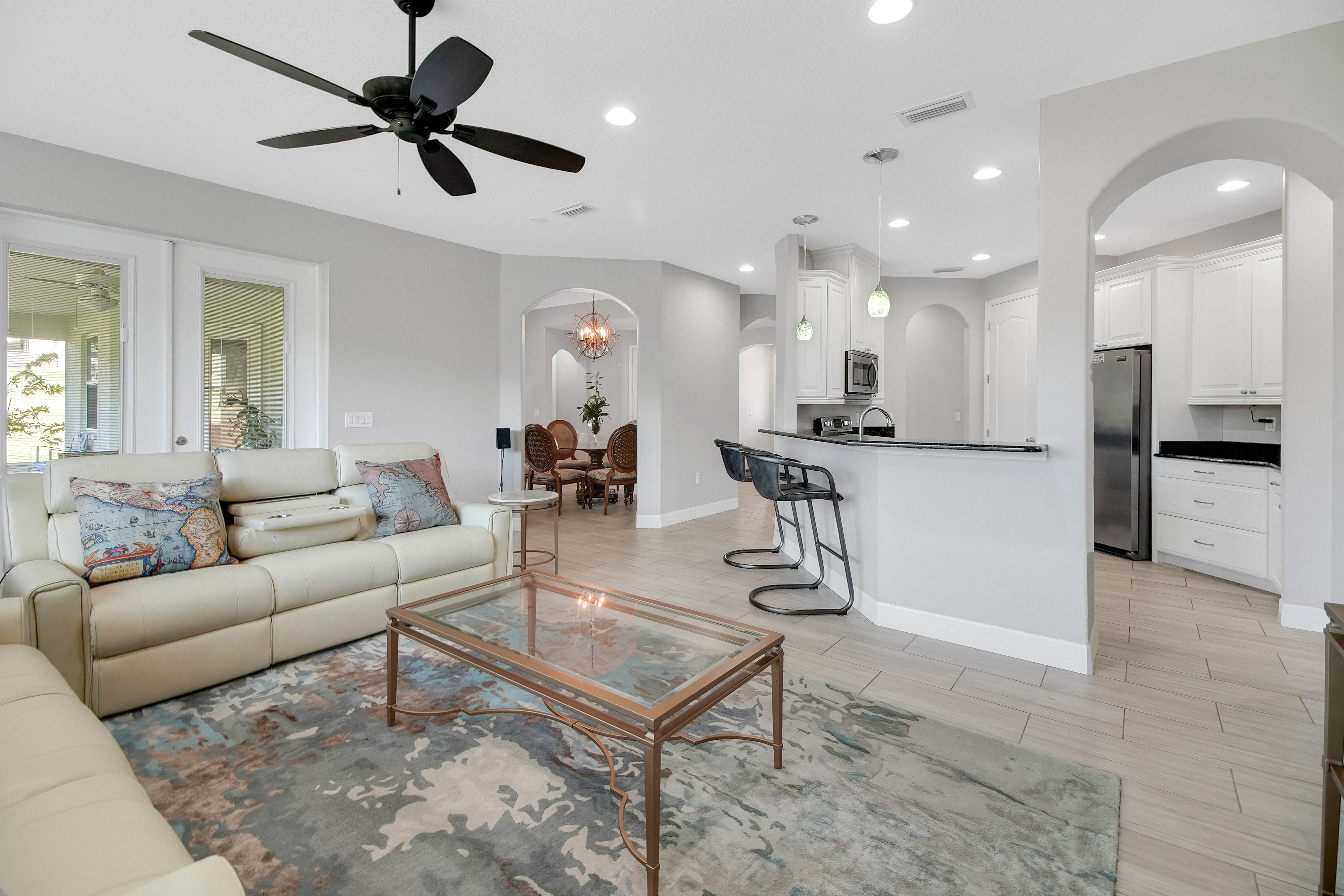 Lady Lake, Florida, 32159, United States, 4 Bedrooms Bedrooms, ,3 BathroomsBathrooms,Residential,For Sale,2005730