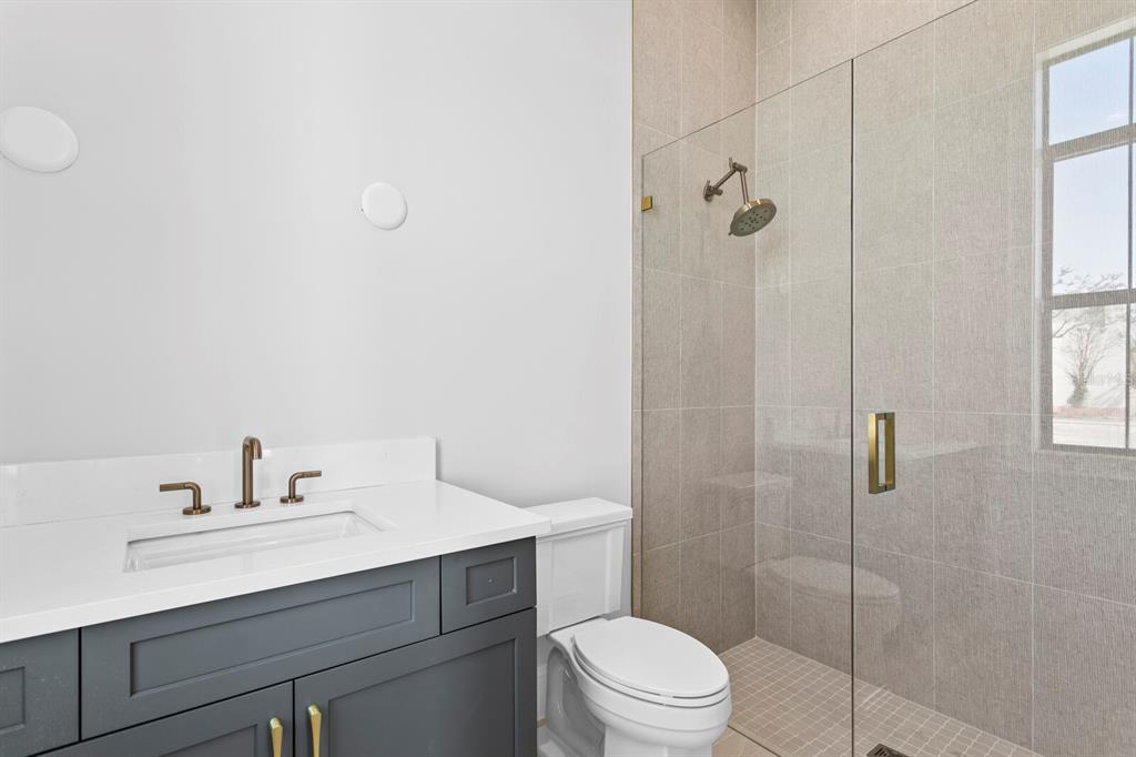 5032 W Longfellow Avenue, Tampa, Florida, 33629, United States, 5 Bedrooms Bedrooms, ,8 BathroomsBathrooms,Residential,For Sale,5032 W Longfellow Avenue,1414104