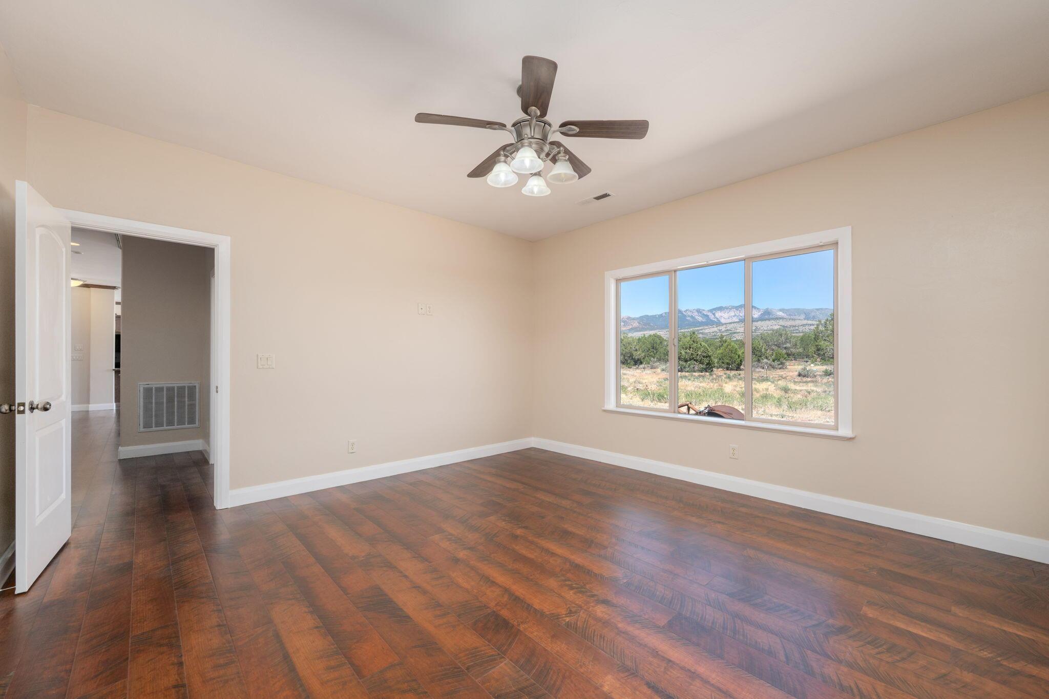 Dammeron Valley, Utah, 84783, United States, 5 Bedrooms Bedrooms, ,3 BathroomsBathrooms,Residential,For Sale,1920558