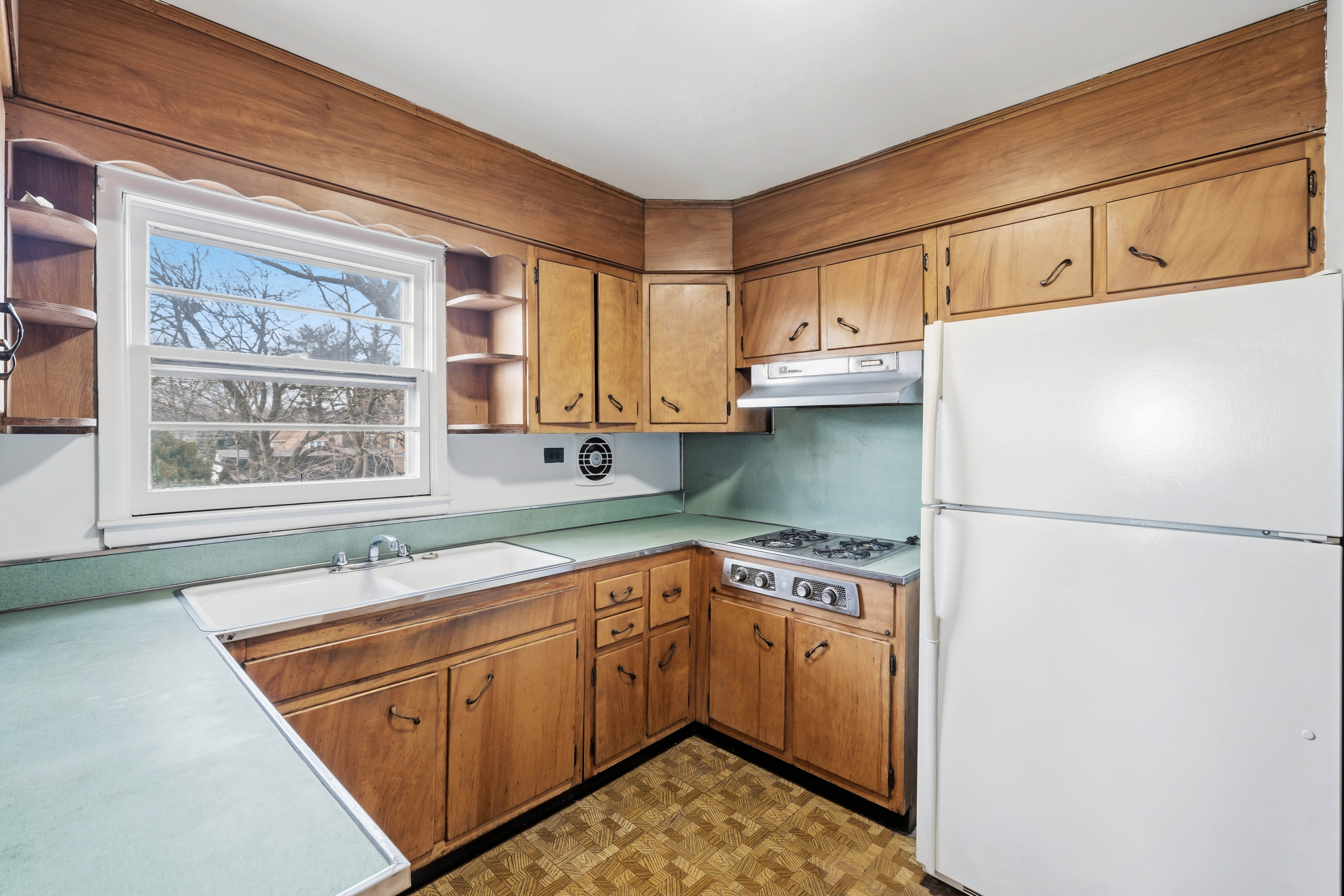  6209 Spencer Terrace - 物件實景