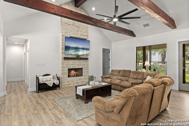 Bandera, Texas, 78003, United States, 4 Bedrooms Bedrooms, ,3 BathroomsBathrooms,Residential,For Sale,1892115