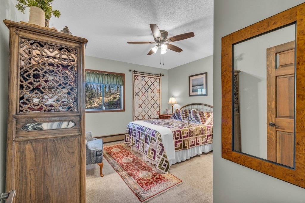 Hayesville, North Carolina, 28904, United States, 3 Bedrooms Bedrooms, ,3 BathroomsBathrooms,Residential,For Sale,1834730