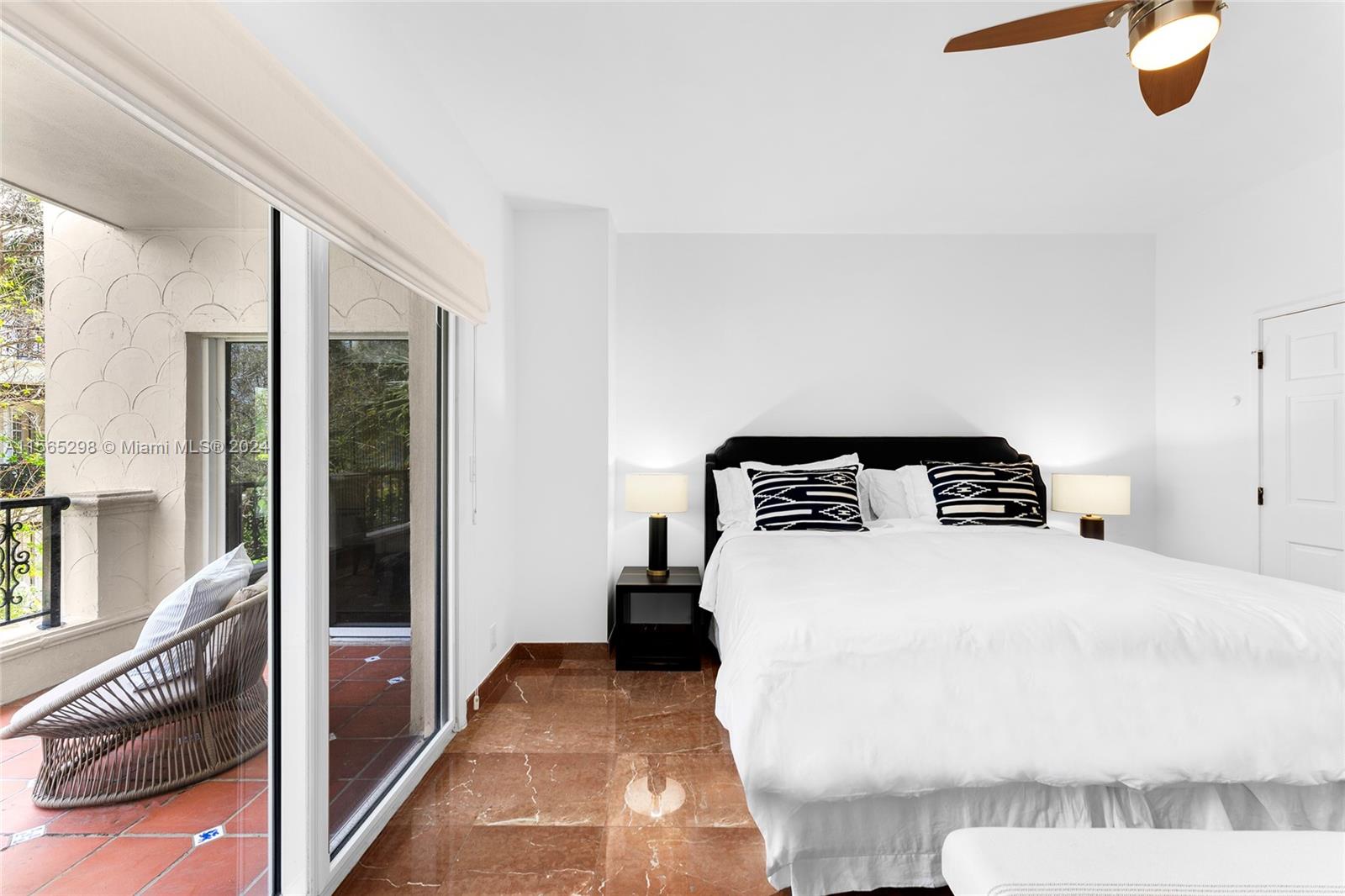 Miami Beach, Florida, 33109, United States, 3 Bedrooms Bedrooms, ,4 BathroomsBathrooms,Residential,For Sale,1926263