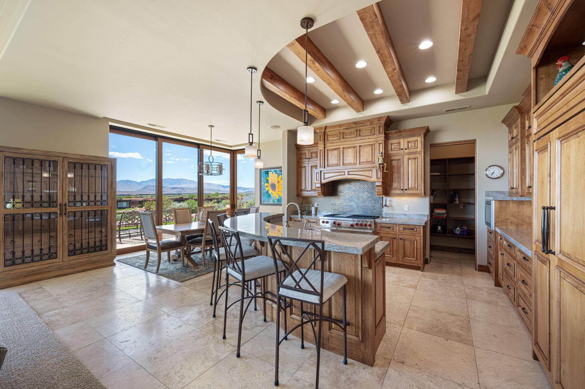 St George, Utah, 84770, United States, 6 Bedrooms Bedrooms, ,7 BathroomsBathrooms,Residential,For Sale,2049159
