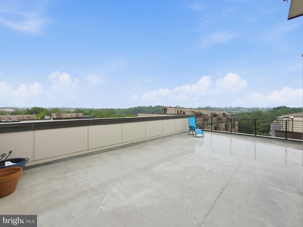 Chantilly, Virginia, 20151, United States, 3 Bedrooms Bedrooms, ,3 BathroomsBathrooms,Residential,For Sale,2048554