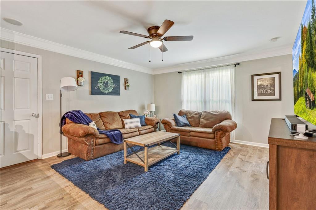 Smyrna, Georgia, 30080, United States, 3 Bedrooms Bedrooms, ,3 BathroomsBathrooms,Residential,For Sale,1983816