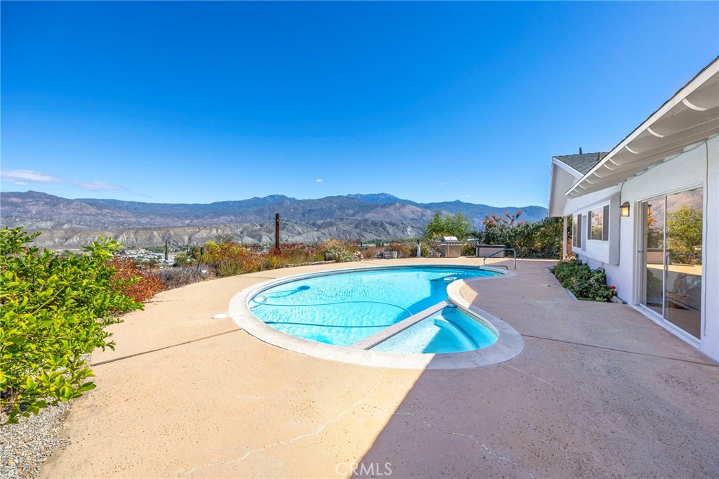 Hemet, California, 92544, United States, 3 Bedrooms Bedrooms, ,2 BathroomsBathrooms,Residential,For Sale,1983070