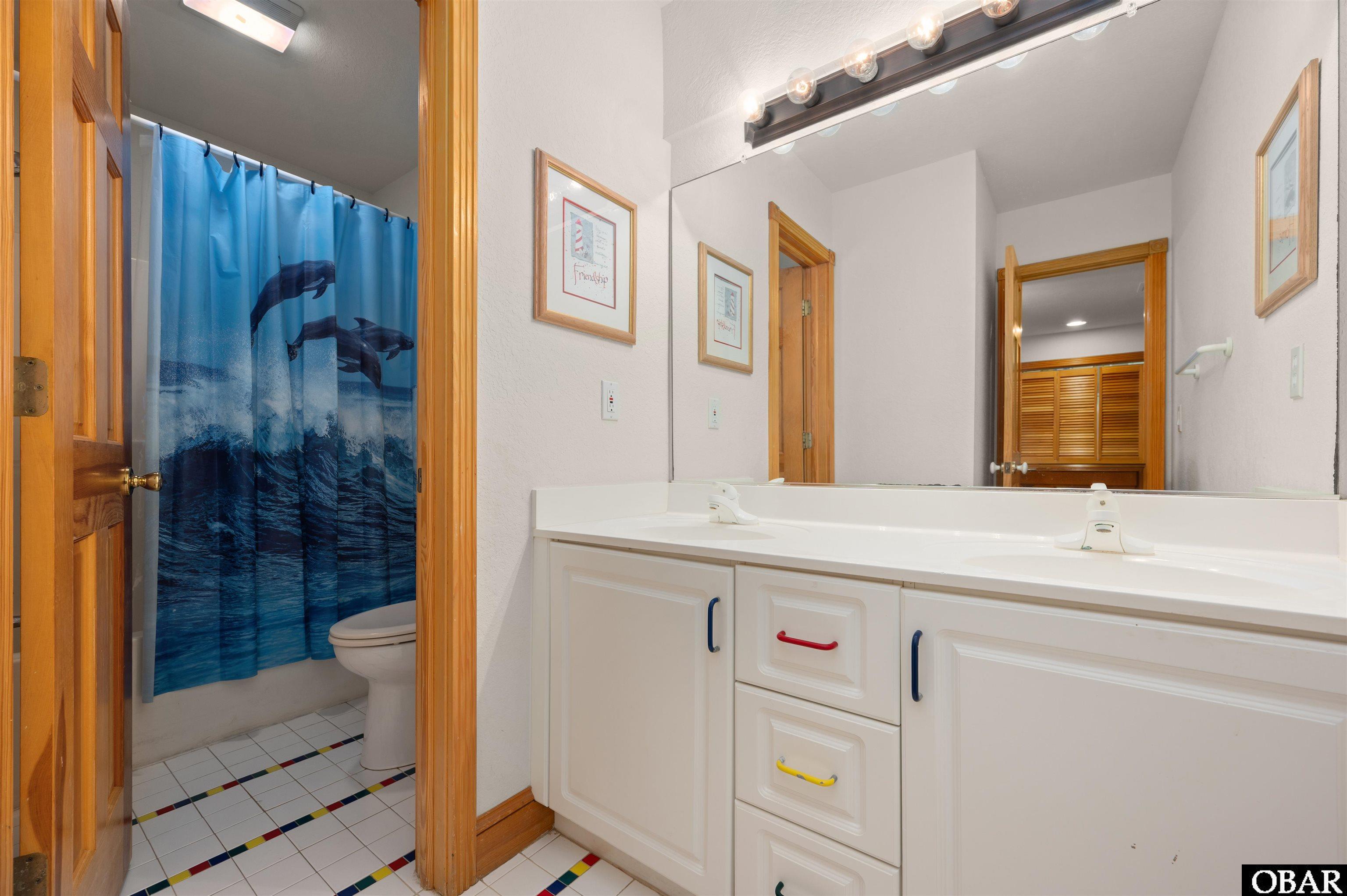 Corolla, North Carolina, 27927, United States, 6 Bedrooms Bedrooms, ,6 BathroomsBathrooms,Residential,For Sale,2048885