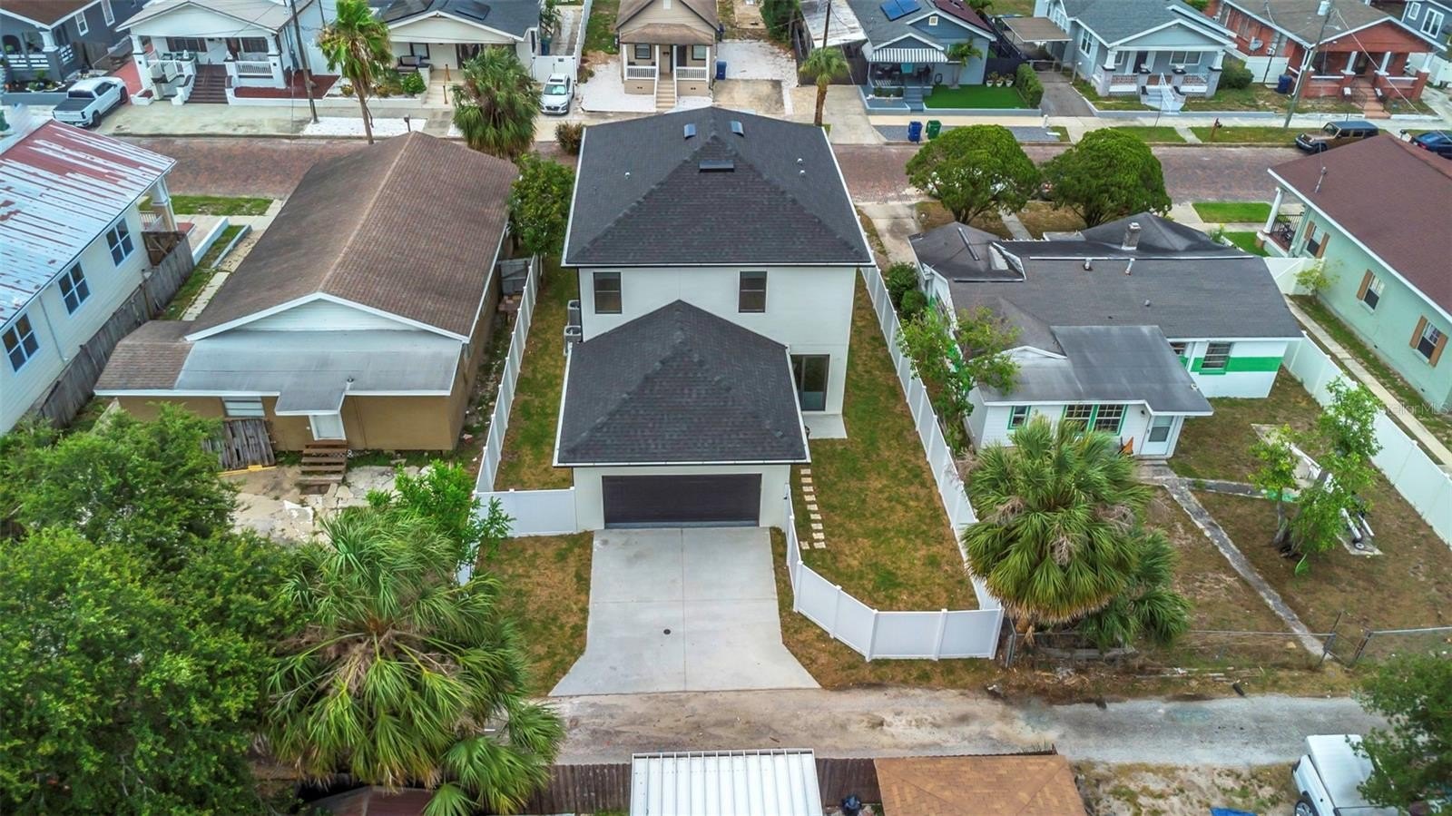 TAMPA, Florida, 33607, United States, 5 Bedrooms Bedrooms, ,3 BathroomsBathrooms,Residential,For Sale,1976051