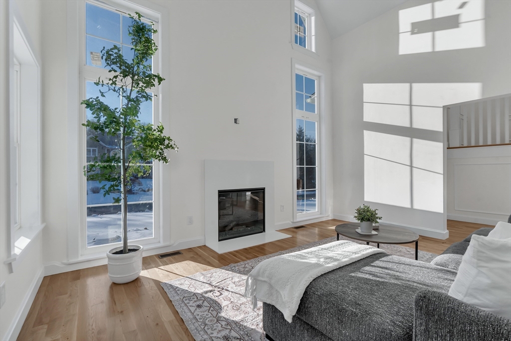 Rehoboth, Massachusetts, 02769, United States, 3 Bedrooms Bedrooms, ,4 BathroomsBathrooms,Residential,For Sale,2005285