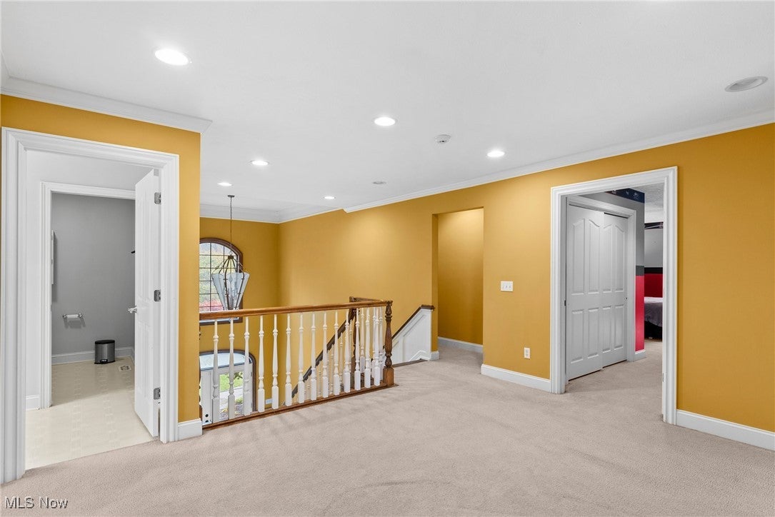 Chardon, Ohio, 44024, United States, 4 Bedrooms Bedrooms, ,5 BathroomsBathrooms,Residential,For Sale,1985731