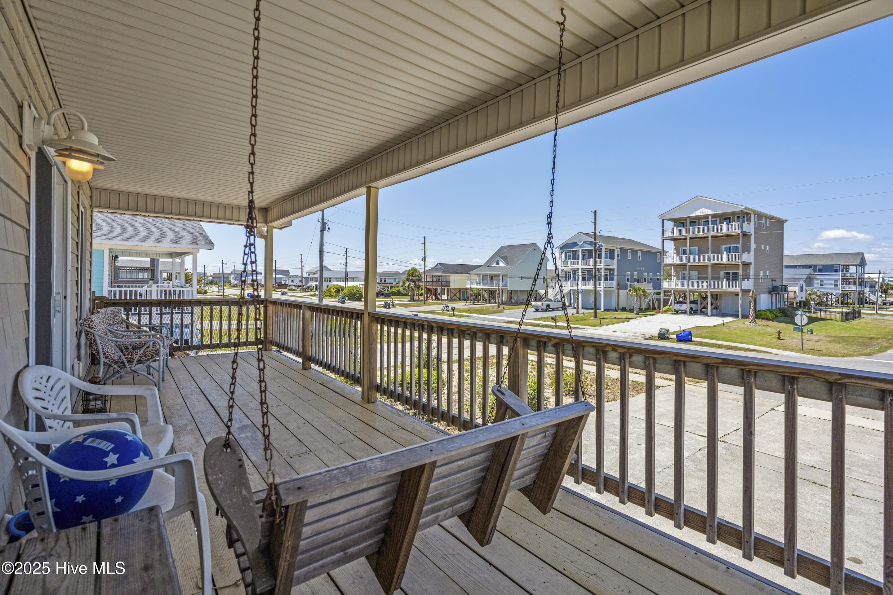 Surf City, North Carolina, 28445, United States, 3 Bedrooms Bedrooms, ,2 BathroomsBathrooms,Residential,For Sale,1794333