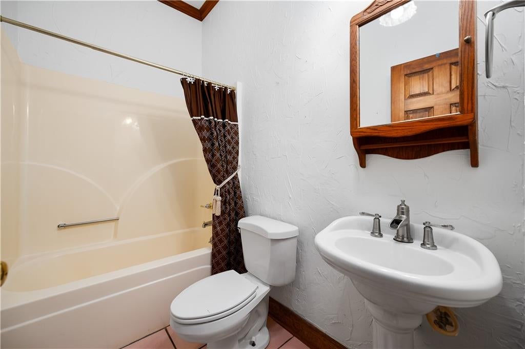 Natchitoches, Louisiana, 71457, United States, 3 Bedrooms Bedrooms, ,3 BathroomsBathrooms,Residential,For Sale,1983691