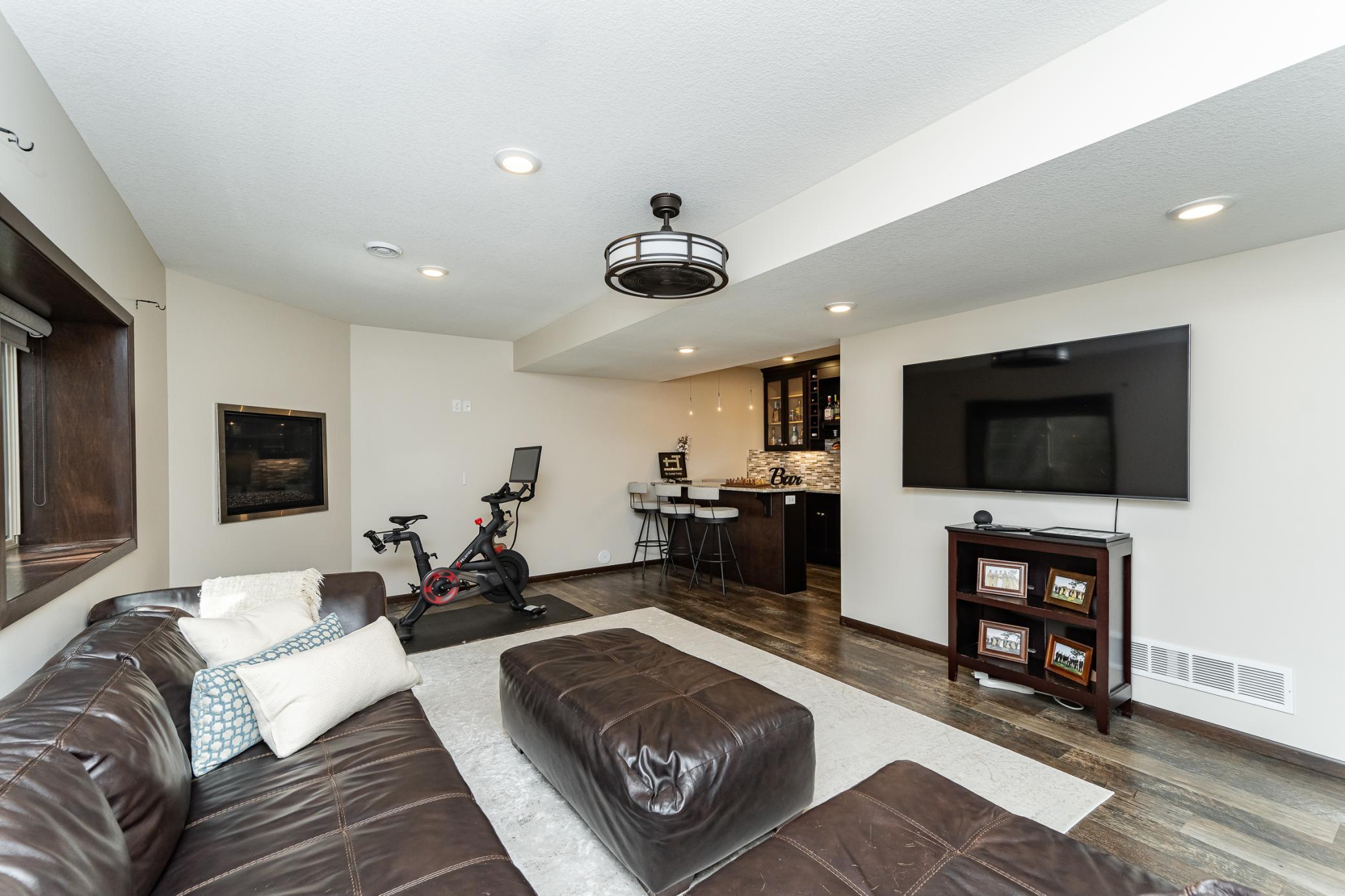 Rochester, Minnesota, 55902, United States, 4 Bedrooms Bedrooms, ,3 BathroomsBathrooms,Residential,For Sale,1940944