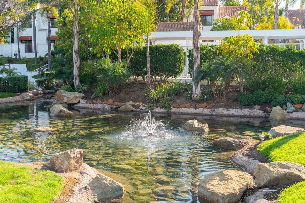 Huntington Beach, California, 92648, United States, 4 Bedrooms Bedrooms, ,3 BathroomsBathrooms,Residential,For Sale,1989716