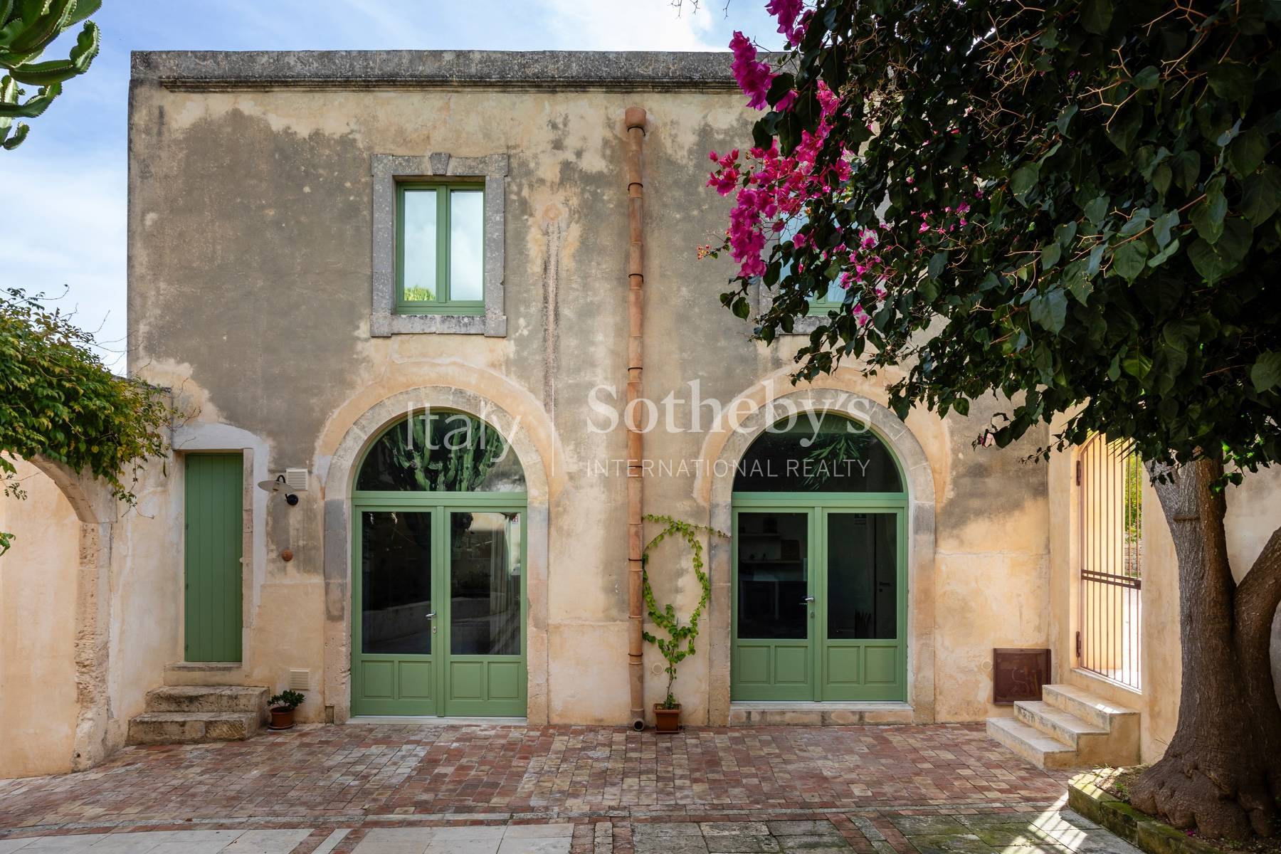  Renovated old Sicilian farmyard with views over Noto - 物件實景