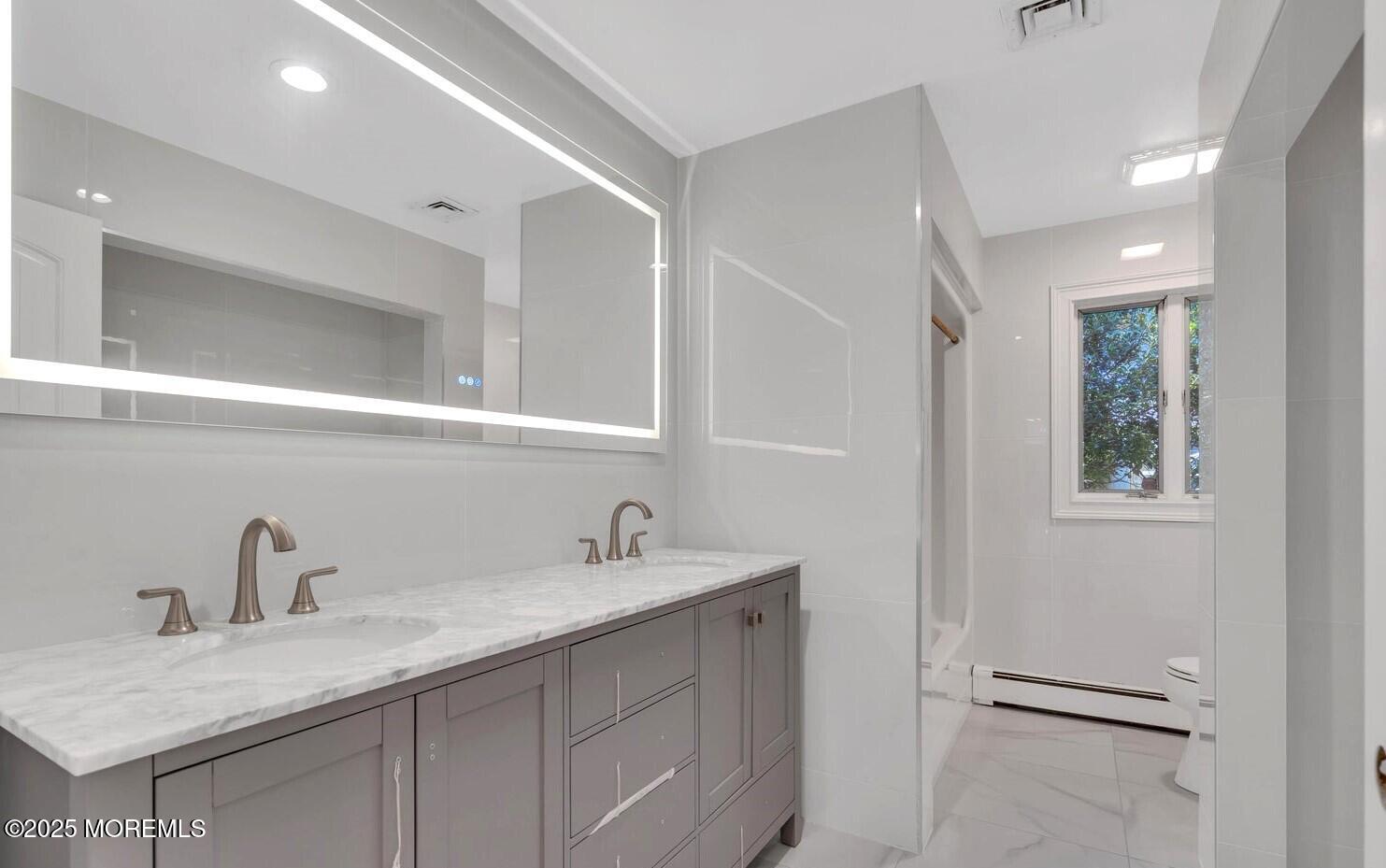 Toms River, New Jersey, 08755, United States, 4 Bedrooms Bedrooms, ,3 BathroomsBathrooms,Residential,For Sale,2006362