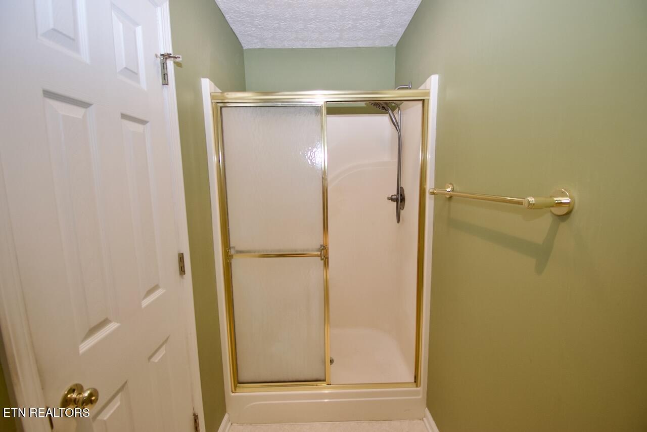 Maryville, Tennessee, 37803, United States, 3 Bedrooms Bedrooms, ,3 BathroomsBathrooms,Residential,For Sale,1857771