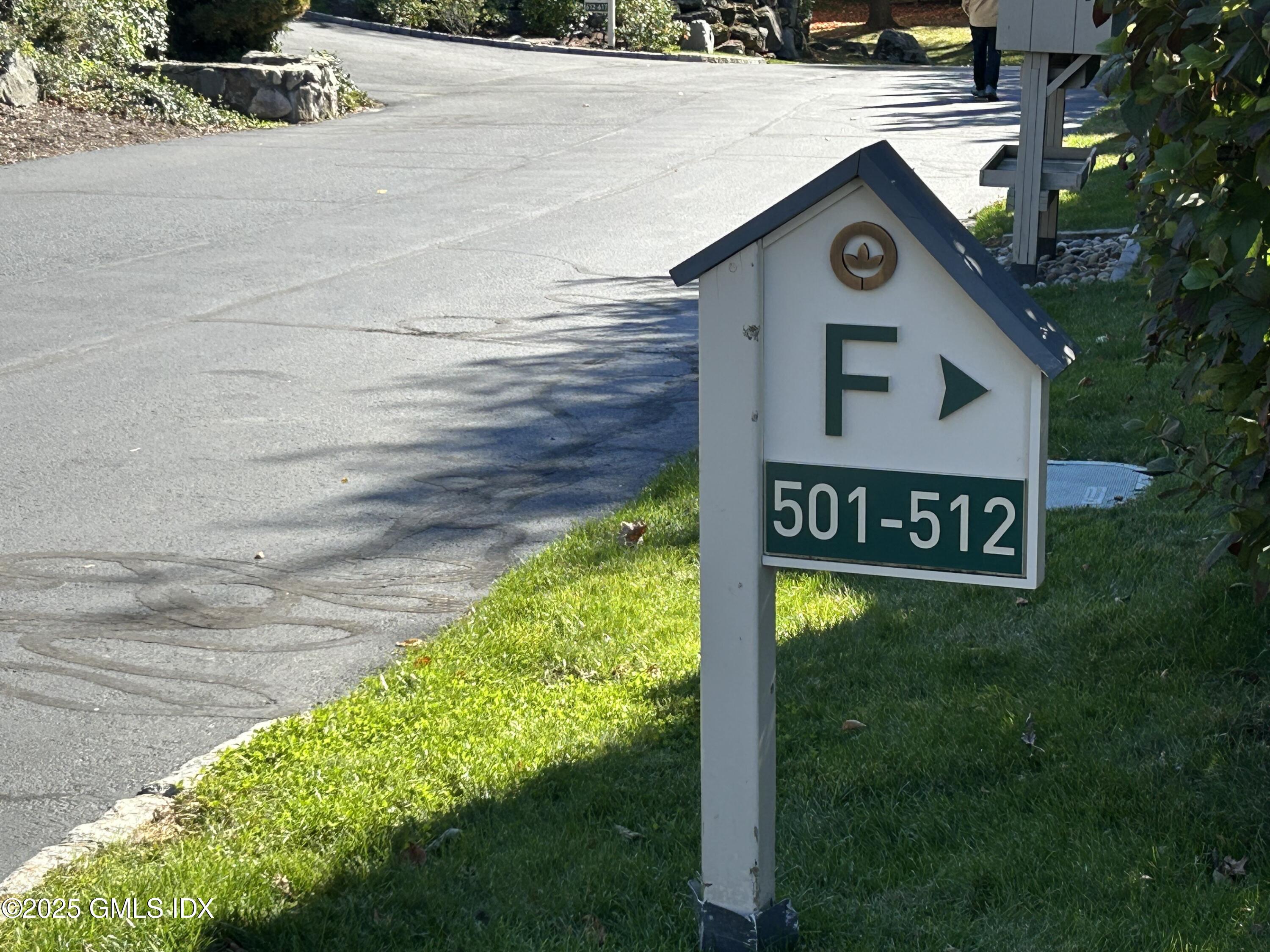 Greenwich, Connecticut, 06831, United States, 3 Bedrooms Bedrooms, ,3 BathroomsBathrooms,Residential,For Sale,2001670