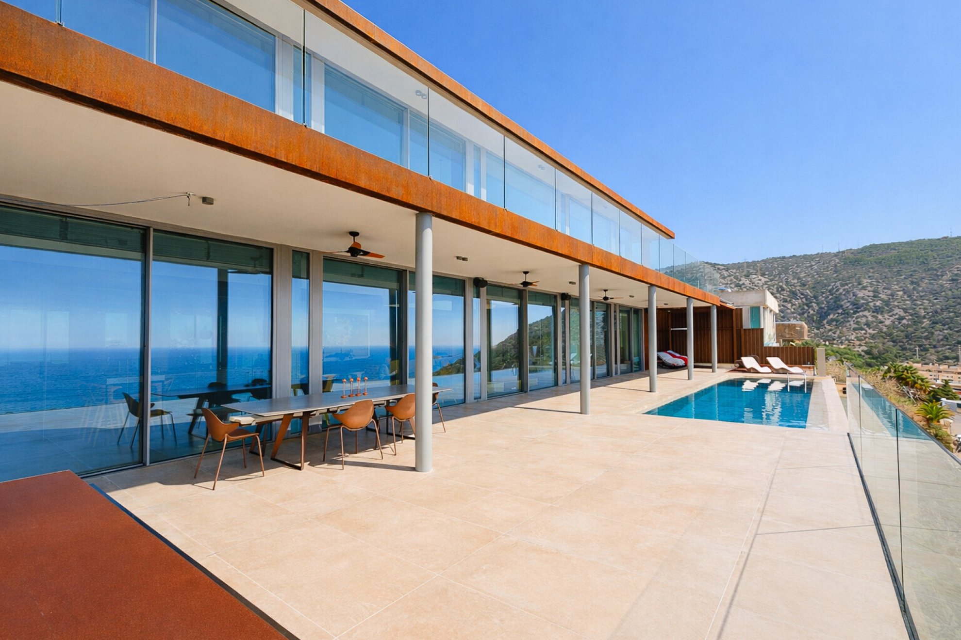  Exclusive luxury villa with panoramic sea views in Garraf - 物件實景