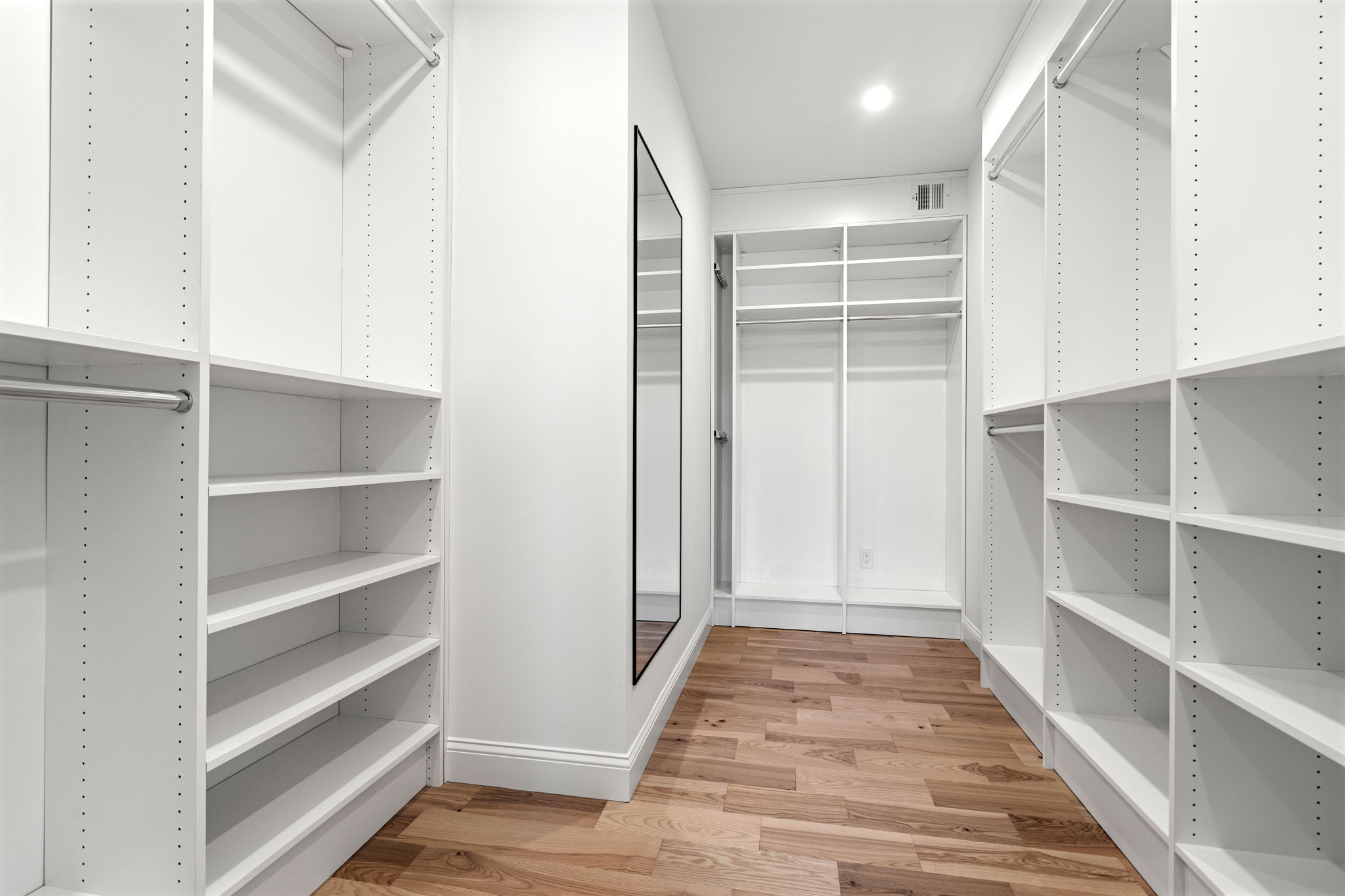  68 Barnard Avenue, Watertown, MA, 02472 - 物件實景