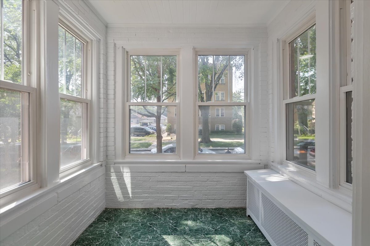 Evanston, Illinois, 60202, United States, 4 Bedrooms Bedrooms, ,Residential,For Sale,1923583