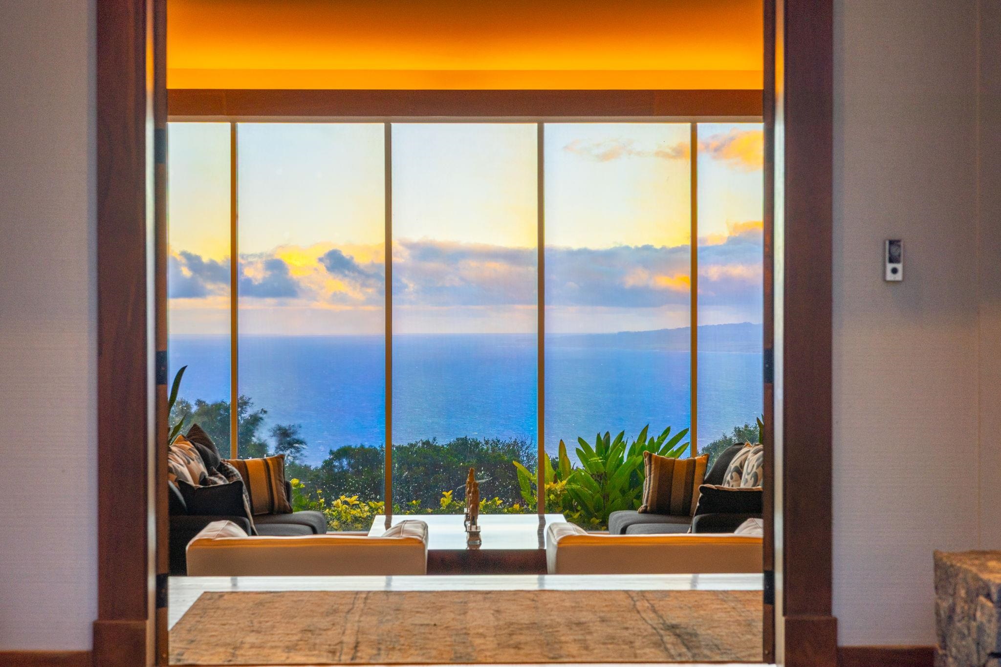 Wailuku, Hawaii, 96793, United States, 4 Bedrooms Bedrooms, ,6 BathroomsBathrooms,Residential,For Sale,1998194