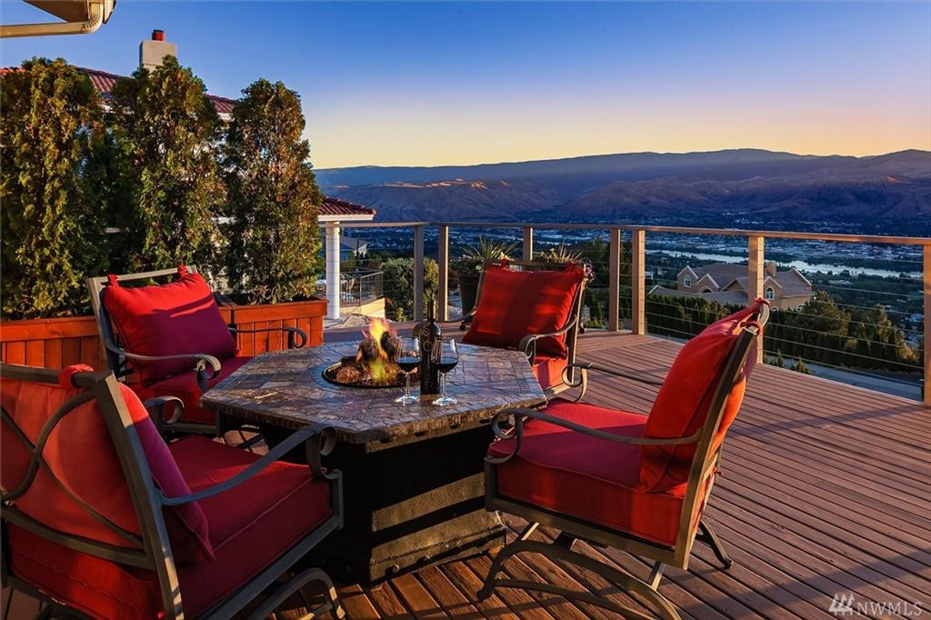 2467 Twin Peaks View, East Wenatchee, Washington, 98802, United States, 4 Bedrooms Bedrooms, ,3 BathroomsBathrooms,Residential,For Sale,2467 Twin Peaks View,1435324