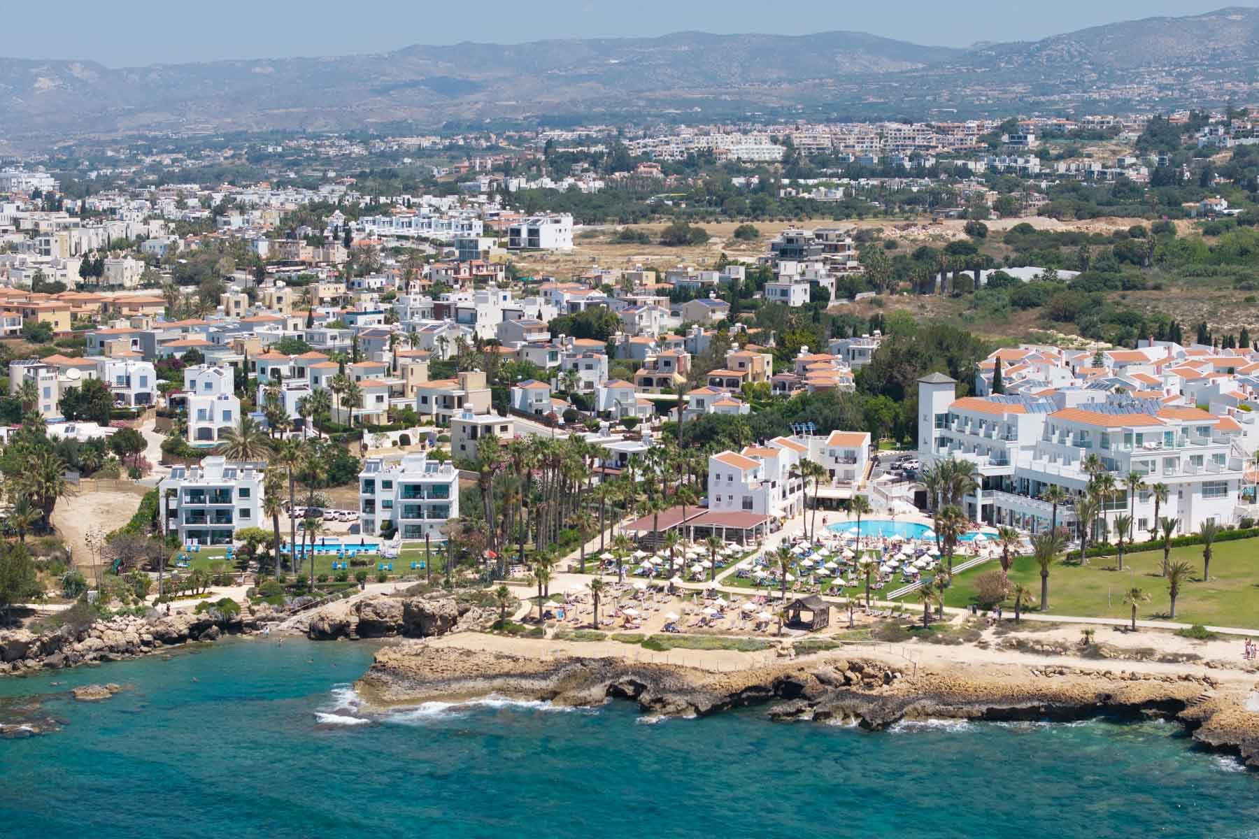  3-Bedroom Sea View Penthouse with Private Roof Terrace in Chloraka, Pafos - 物件實景