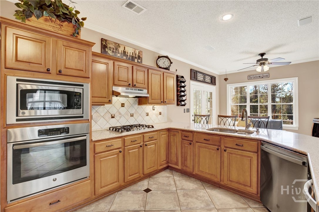 Guyton, Georgia, 31312, United States, 6 Bedrooms Bedrooms, ,4 BathroomsBathrooms,Residential,For Sale,2000556