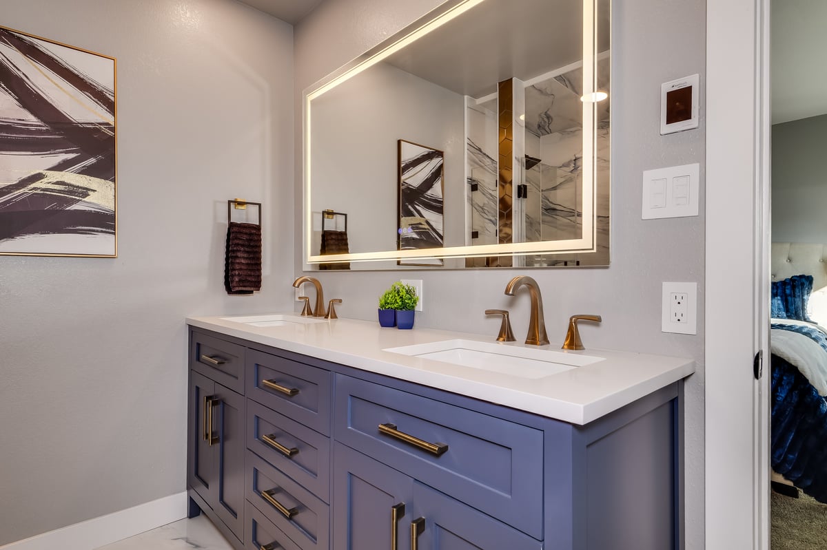 Cheyenne, Wyoming, 82009, United States, 6 Bedrooms Bedrooms, ,2 BathroomsBathrooms,Residential,For Sale,1979014