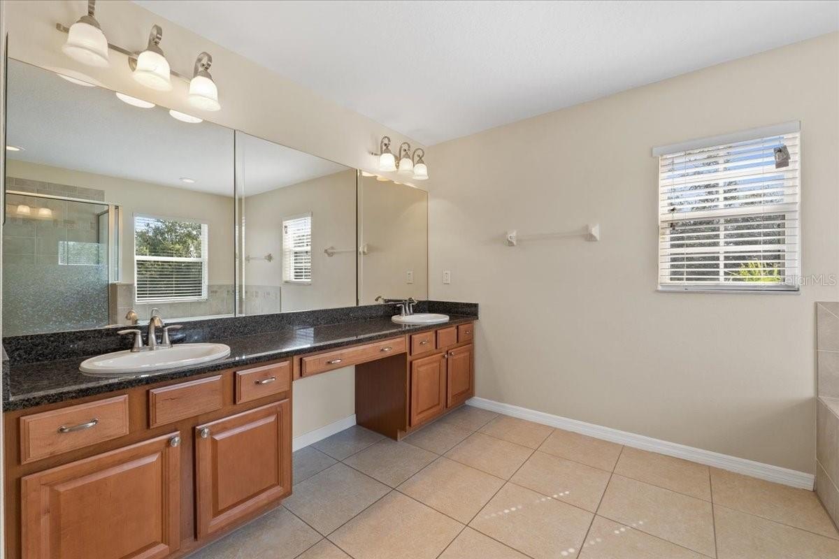 DAVENPORT, Florida, 33837, United States, 5 Bedrooms Bedrooms, ,3 BathroomsBathrooms,Residential,For Sale,1983680