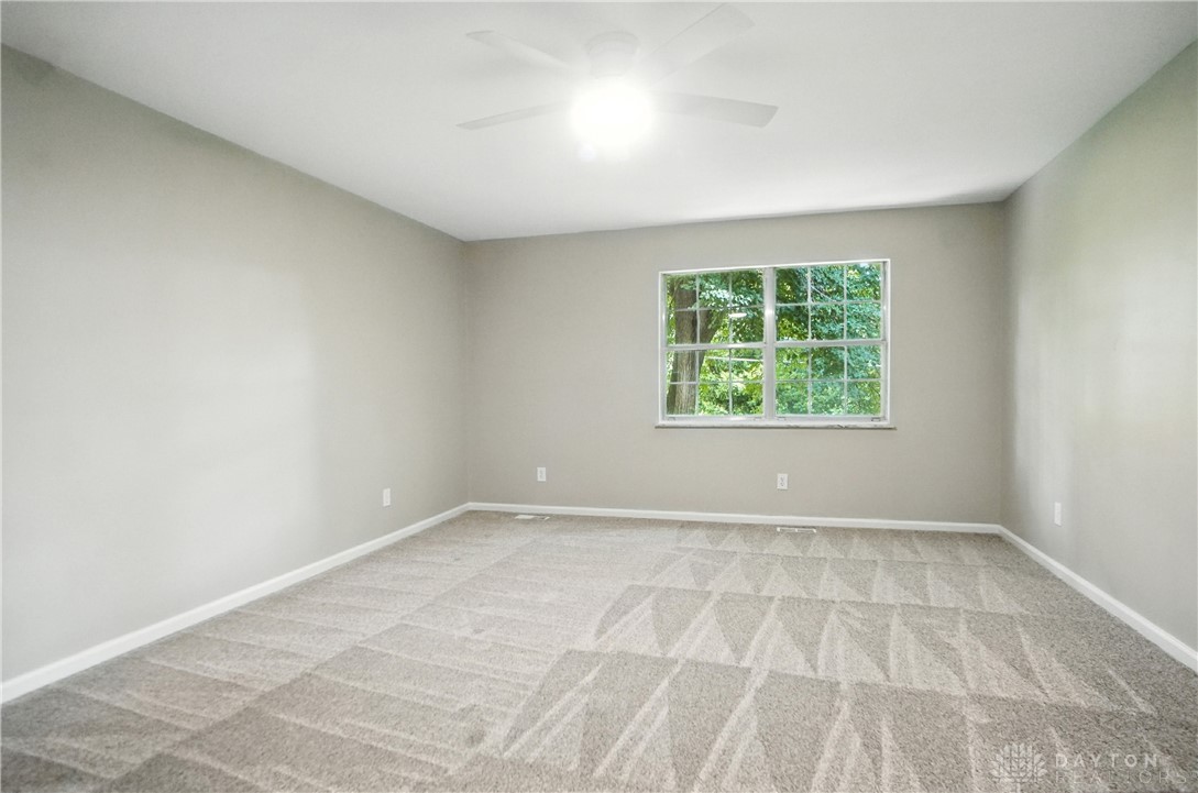 Kettering, Ohio, 45440, United States, 6 Bedrooms Bedrooms, ,3 BathroomsBathrooms,Residential,For Sale,1913800