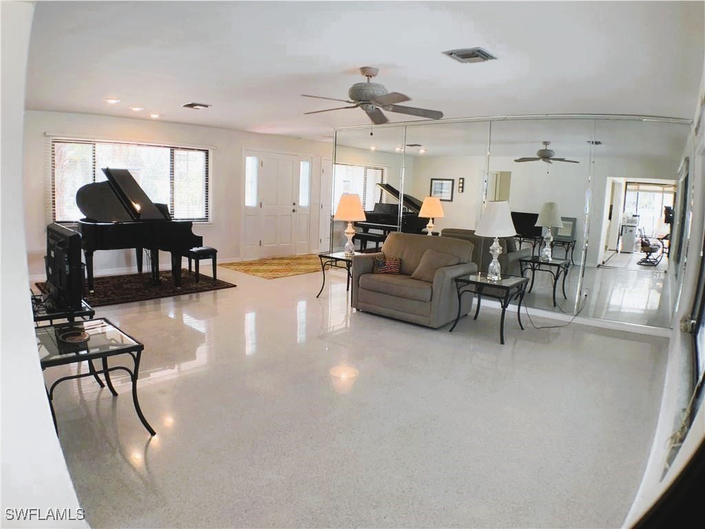 Fort Myers Beach, Florida, 33931, United States, 2 Bedrooms Bedrooms, ,3 BathroomsBathrooms,Residential,For Sale,1976709