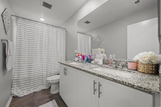 Fallbrook, California, 92028, United States, 5 Bedrooms Bedrooms, ,3 BathroomsBathrooms,Residential,For Sale,1978258