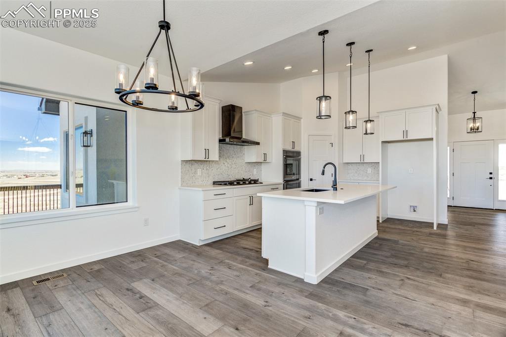 Colorado Springs, Colorado, 80908, United States, 4 Bedrooms Bedrooms, ,4 BathroomsBathrooms,Residential,For Sale,1792890