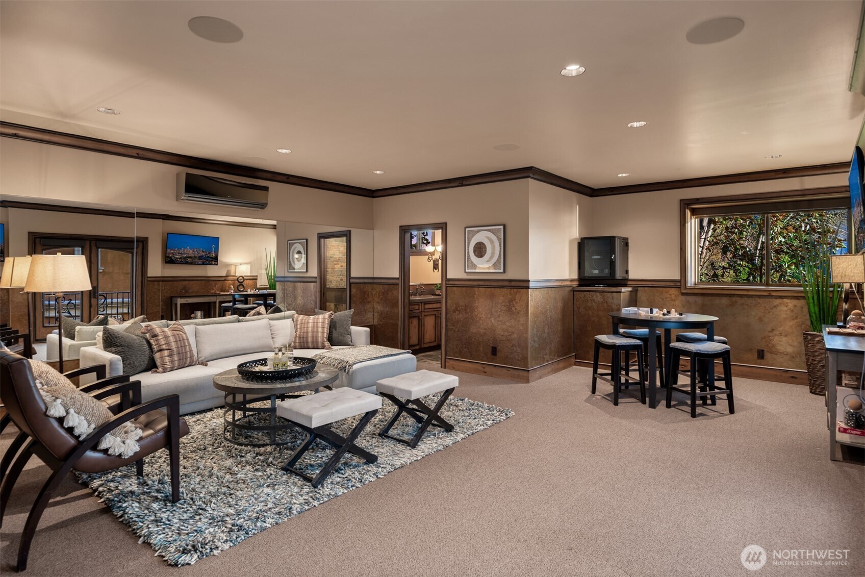 Mercer Island, Washington, 98040, United States, 3 Bedrooms Bedrooms, ,3 BathroomsBathrooms,Residential,For Sale,1729957